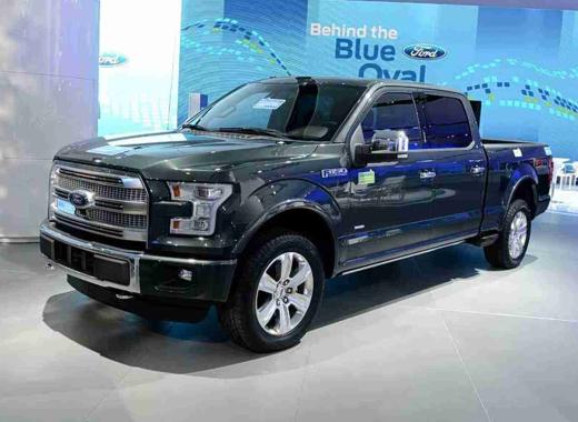2015款福特F150白金版