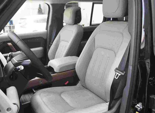 2020 Range Rover Defender