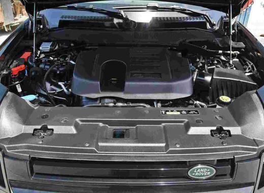 2020 Range Rover Defender