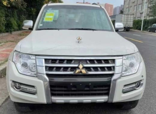 2022 Mitsubishi PAJERO V93